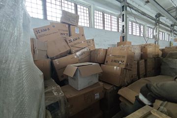 одноразовые защитные лицевые маски (не медицинские) в количестве 20 000 штук, одноразовые защитные лицевые маски (медицинские) в количестве 20 000 штук, одноразовые защитные лицевые маски (хирургические) в количестве 20 000 штук, фильтрующая полумаска (одноразовый респиратор) класса FFP2 в количестве 1 000 штук, одноразовые халаты в количестве 2 800 штук, одноразовые халаты в количестве 2 800 штук, согласно отчета НОК, подготовленного ТОО "А8 Consulting Company" №А8-2025-4-1-8 от 30.04.2026 года, рыночная стоимость имущества составила 9 063 000 тенге