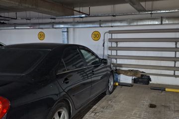 Тип объекта: Парковочное место. Назначение: парковка. Площадь: 16,7 кв.м.. Этажность: 9/0. Адрес: г. Астана, р-н Есиль, ул. Керей, Жәнібек Хандар, д. 15, п.м. 30 (ранее: г. Нур-Султан, р-н Есиль, ул. Керей, Жәнібек Хандар, д. 15, п.м. 30), (РКА1201900101468772), 21:320:128:1267:1:п.м.30, согласно отчету об оценке ТОО «A8 Consulting Company» № А8-2025-4-345 от 26.02.2026 года, рыночная стоимость указанного объекта недвижимости составляет 1 837 000 (один миллион восемьсот тридцать семь тысяч) тенге.