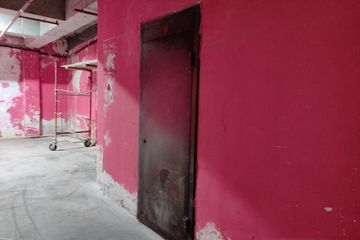 Нежилое помещение 14, кадастровый номер 21:320:068:1627:29:н.п.14, общая площадь 107,9 кв.м, расположенное по адресу: г.Астана, проспект Кабанбай батыра 29, согласно отчета НОК, подготовленного ТОО "A8 Consulting Company" №А8-2026-4-1-2/3 от 26.02.2026 года, рыночная стоимость имущества составляет 25 858 000 тенге