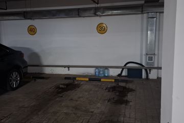 Тип объекта: Парковочное место. Назначение: парковка. Площадь: 13,5 кв.м.. Этажность: 9/0. Адрес: г. Астана, р-н Есиль, ул. Керей, Жәнібек Хандар, д. 15, п.м. 39 (ранее: г. Нур-Султан, р-н Есиль, ул. Керей, Жәнібек Хандар, д. 15, п.м. 39), (РКА1201900101469671), Согласно отчету об оценке ТОО «A8 Consulting Company» № А8-2025-4-345 от 26.02.2026 года, рыночная стоимость указанного объекта недвижимости составляет 1 837 000 (один миллион восемьсот тридцать семь тысяч) тенге.
