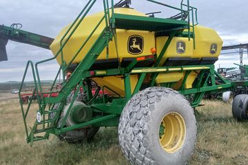 Пневматинский бункер John Deere 1910, заводской номер АО1910Н720237, 2007 года выпуска, согласно отчета НОК, подготовленного ТОО "DV Appraisal" №2026-63-11/74 от 08.07.2026 года, рыночная стоимость имущества составила 15 394 000 тенге