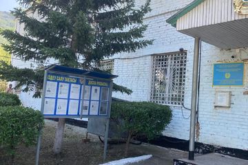 Здание, общей площадью 473,0 кв.м., находящееся на земельном участке общей площадью – 0,25 га, с правом временного возмездного землепользования, кадастровый номер земельного участка 05:079:026:276, местонахождение Восточно-Казахстанская обл., Уланский район, п.Асубулак, ул.Бейбітшілік,д. 1/1.