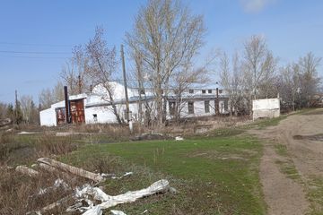Нежилое здание, право частной собственности на земельный участок,  расположенный по адресу: Акмолинская область, Жаркаинский район, Бирсуатский с.о., с.Бисуат, ул.50 лет СССР, строение 4А, согласно отчета НОК, подготовленного ТОО "A8 Consulting Company" №А8-2025-4-3-11/2 от 07.07.2026 года, рыночная стоимость имущества составила 38 999 000 тенге