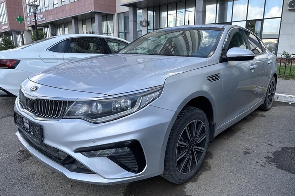 Автомобиль KIA Optima, р/н 013CA01,