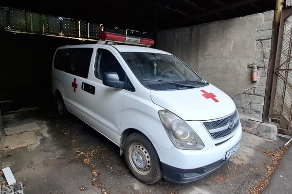 АВТОМОБИЛЬ "HYUNDAI H1"