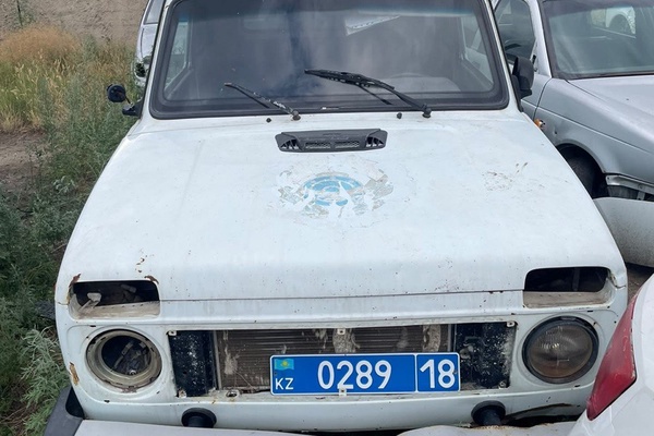 Легковой автомобиль марки LADA21214, регистрационный номер 028918