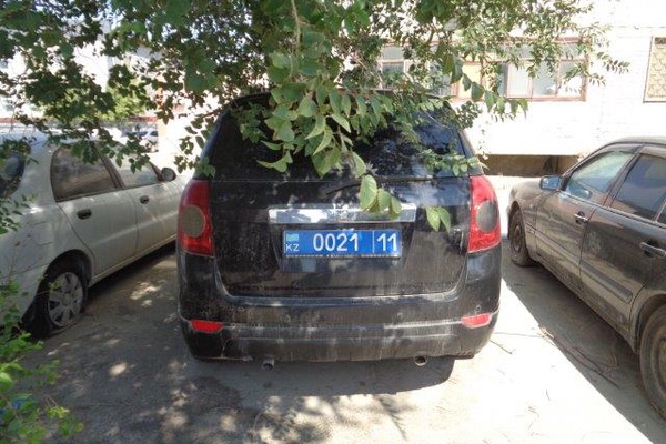 А/м CHEVROLET CAPTIVA , 2008 г.в., р/н 002111, цвет черный, VIN KL1CG26FJ8B161783