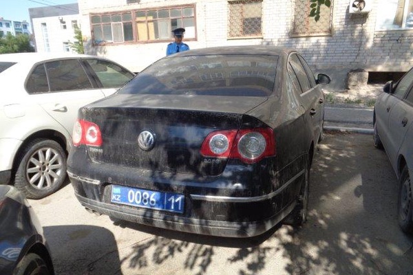 А/м VOLKSWAGEN PASSAT , 2006 г.в., р/н 008611, цвет черный, VIN WVWZZZ3СZ7P026014