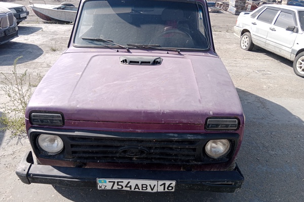 Транcпорт: Автомобиль марки «ВАЗ 21213»