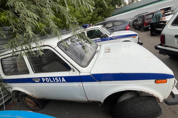 АВТОМОБИЛЬ LADA 21214, гос. номер 142714