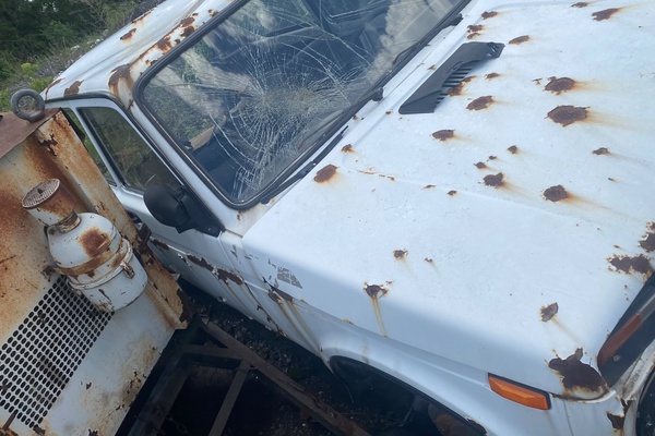 Автомобиль "Lada 21214"