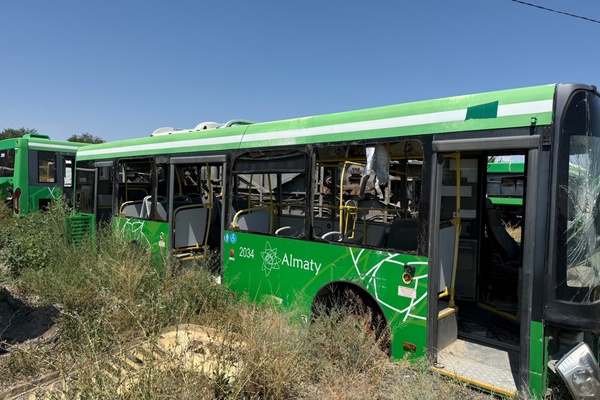 Автобус-марки ЛИАЗ-529360, рег.номер 041BC05