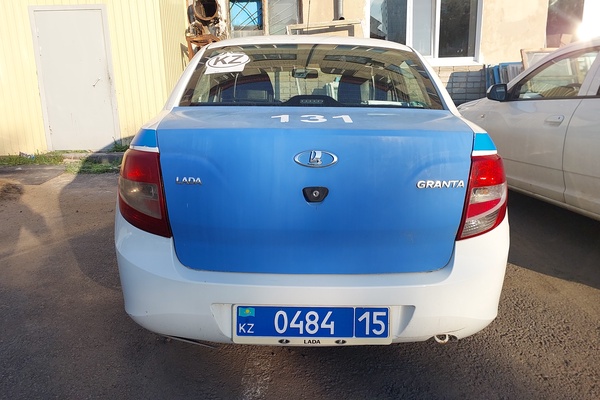 Автомобиль LАDA GRANTA, регистрационный номер 048415
