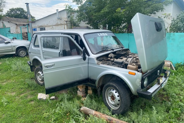 АВТОМОБИЛЬ "ЛАДА 2131"