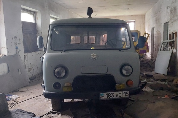 Автомобиль УАЗ 396295-429, регистрационный номер 183АЕ15
