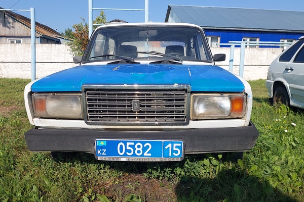 Автомобиль ВАЗ 21074, регистрационный номер 058215