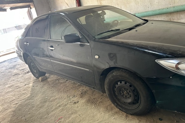 АВТОМОБИЛЬ "TOYOTA CAMRY"