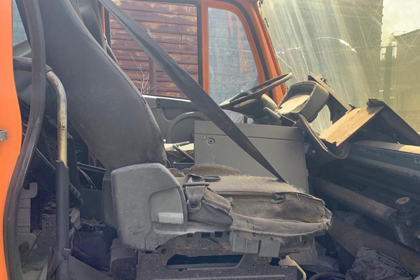 ГРУЗОВОЙ АВТОМОБИЛЬ "UNIMOG U 400"