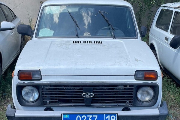 Легковой автомобиль марки LADA 21214, регистрационный номер 023718