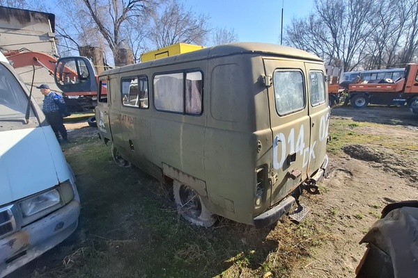 АВТОМОБИЛЬ "УАЗ 3962/ UAZ 3962"
