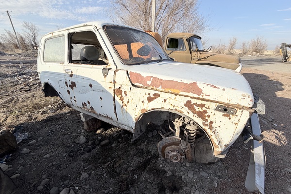 Автомобиль LADA 21214 регистрационный номер 809АС19