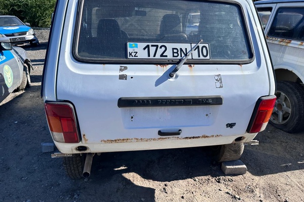 АВТОМОБИЛЬ "LADA-21214"