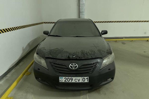 Автомобиль Toyota Camry, р/н 209CV01