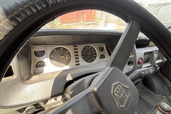 Марка/модель: ГАЗ 2705 222. Год выпуска: 2002. Цвет: WHITE. Объем двигателя: 2300 куб.с…