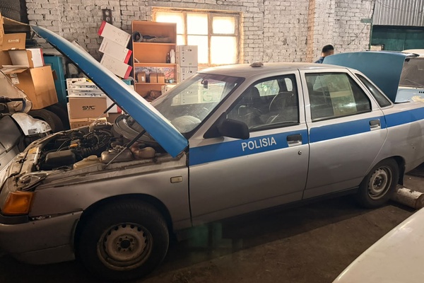 Автомобиль ВАЗ 21101, регистрационный номер 067815