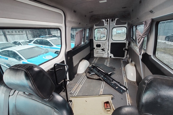 МИКРОАВТОБУС "HYUNDAI H 350"