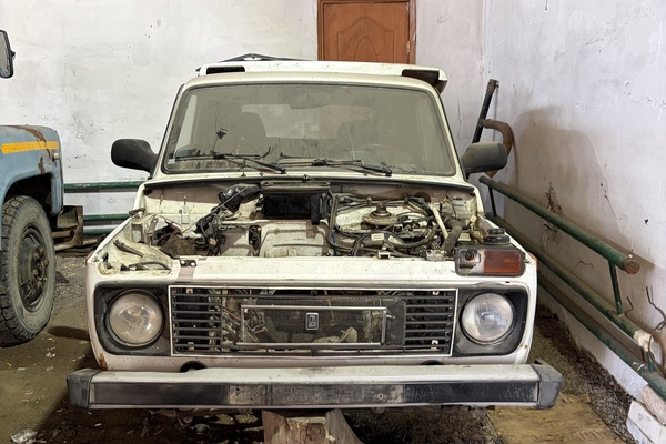 Автомобиль LADA-21214 регистрационный номер 539АD19