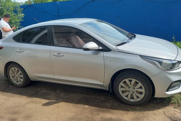 АВТОМОБИЛЬ "HYUNDAI ACCENT"