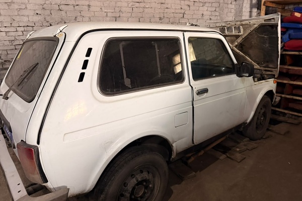 Автомобиль LADA 21214, регистрационный номер 066615