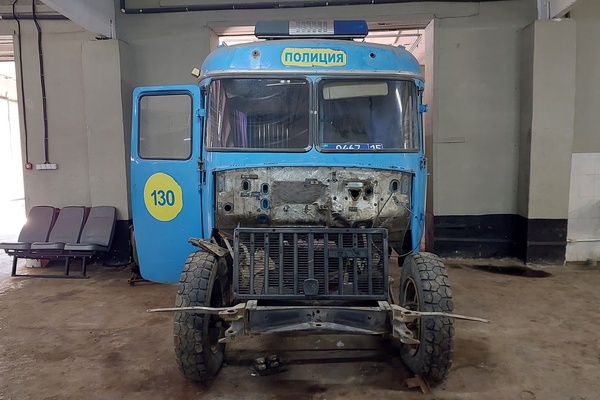 Автомобиль КАВЗ-397652, регистрационный номер 046715