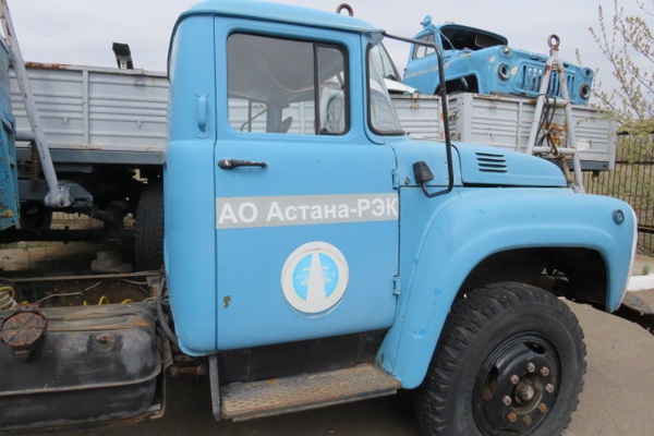 Автомобиль ЗИЛ 441510