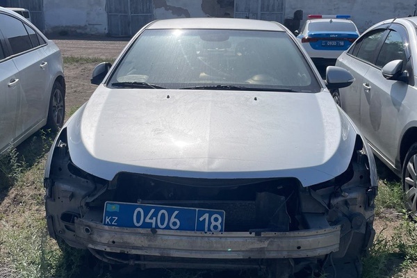 Легковой автомобиль марки CHEVROLET CRUZE, регистрационный номер 040618
