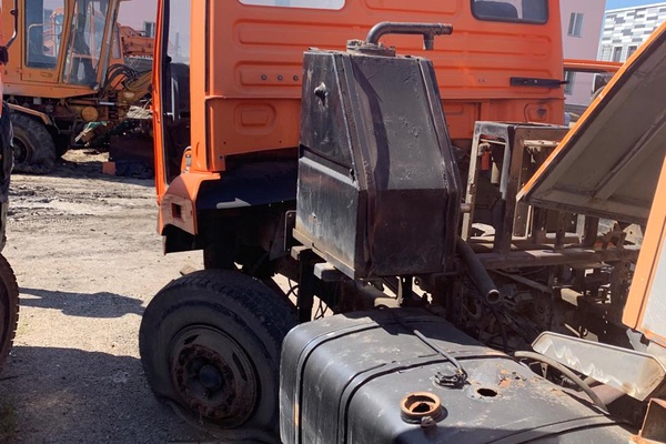 ГРУЗОВОЙ АВТОМОБИЛЬ "КАМАЗ 43253-R4 КО-806-01"