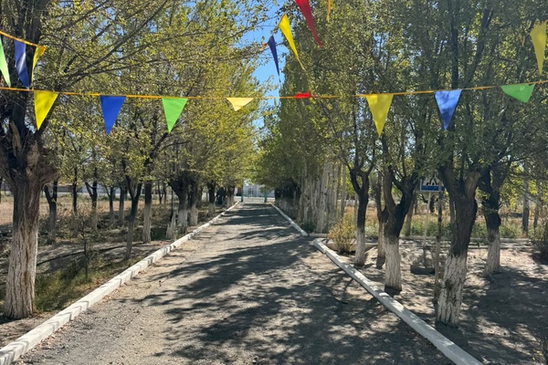 Недвижимое имущество (одноэтажное здание школы), расположенное на земельном участке