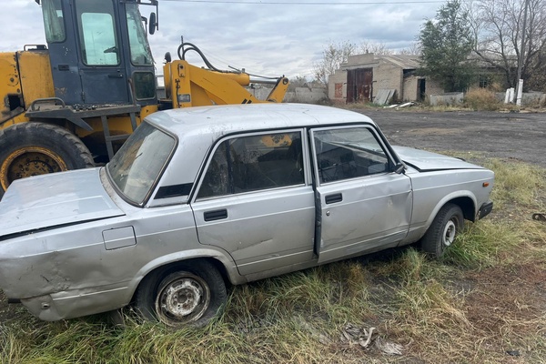 Легковой автомобиль Lada21074, государственный номер - P254AL10