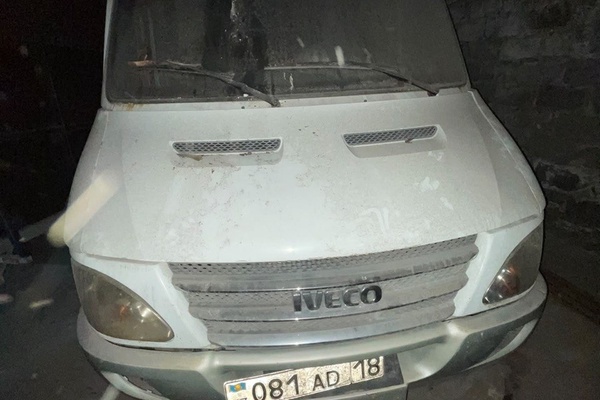 Автобус марки IVECO A42.13, регистрационный номер 081AD18