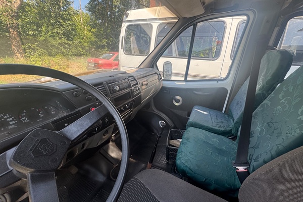 Автомобиль Газ 322132/Gaz 322132, регистрационный номер 158АF15