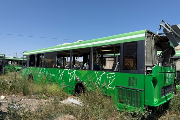 Автобус-марки ЛИАЗ-529260, рег.номер 142BH05