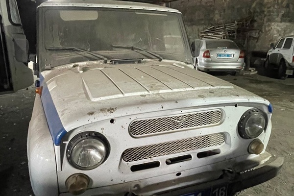 Легковой автомобиль марки УАЗ 315196, регистрационный номер 027118