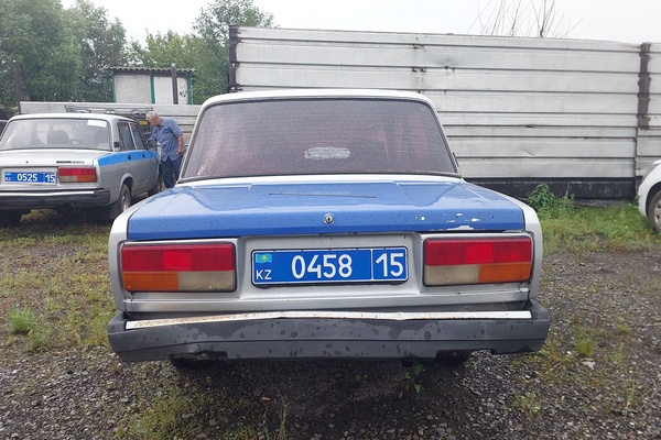 Автомобиль ВАЗ 21074, регистрационный номер 045815