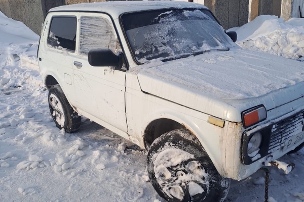 Легковой автомобиль Lada21214, государственный номер - P260CR