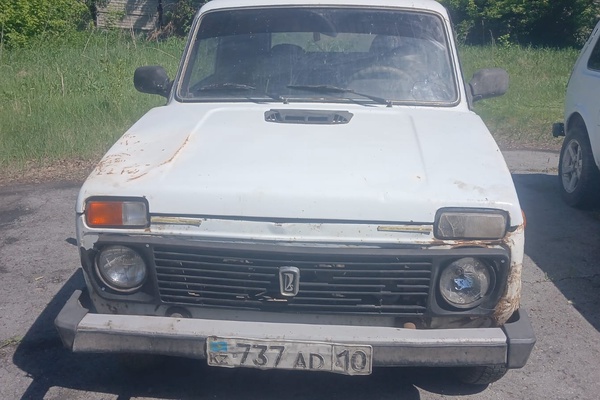 Автомашина «LADA -21214», регистрационный номер 737AD10