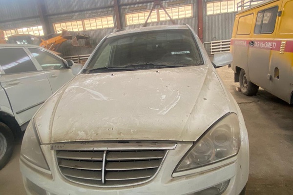АВТОМОБИЛЬ "SSANG YONG KYRON".