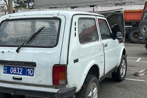 Автомашина «Lada 21214 186», регистрационный номер 083210