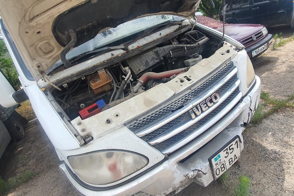 АВТОМОБИЛЬ "IVECO"
