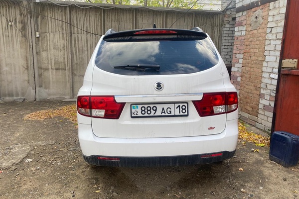 Автомобиль Ssang Yong Kyron, 2013 г.в., р/н 889AG18, цвет белый, VIN KPTS0A16SDP182191